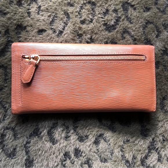 Auth PRADA long Vitello Wallet - Epi leather chestnut color w/ detachable ID tag - Picture 12 of 16
